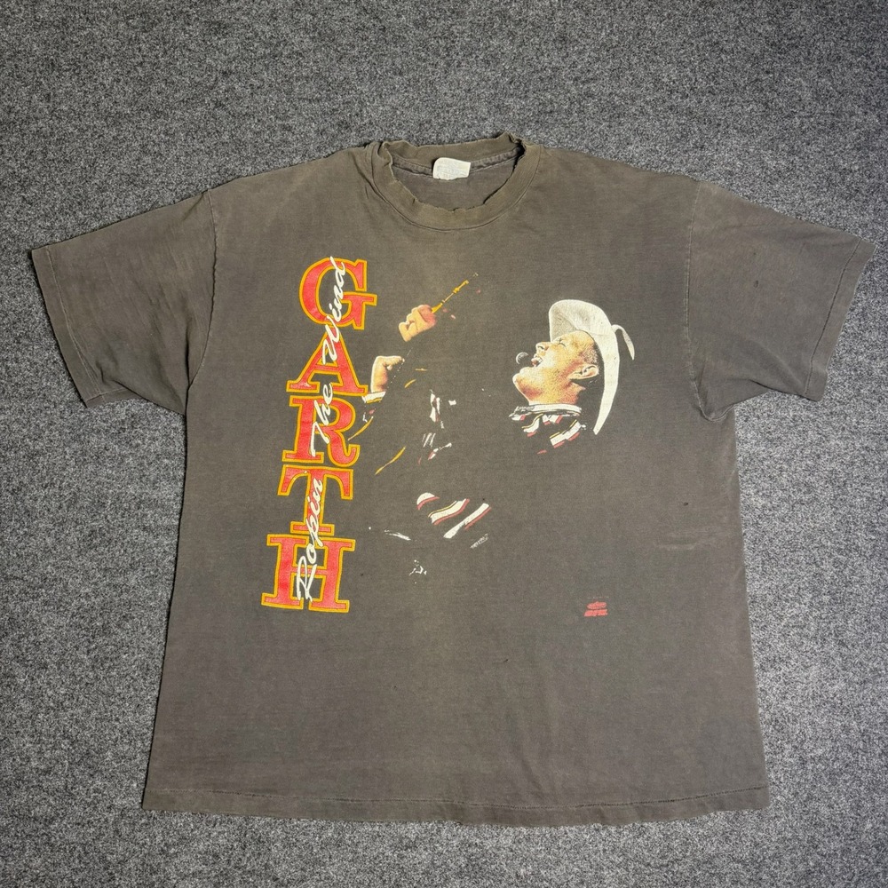 Vintage 90s Garth Brooks T-Shirt Mens XL Black Ropin The Wind Single Stitch